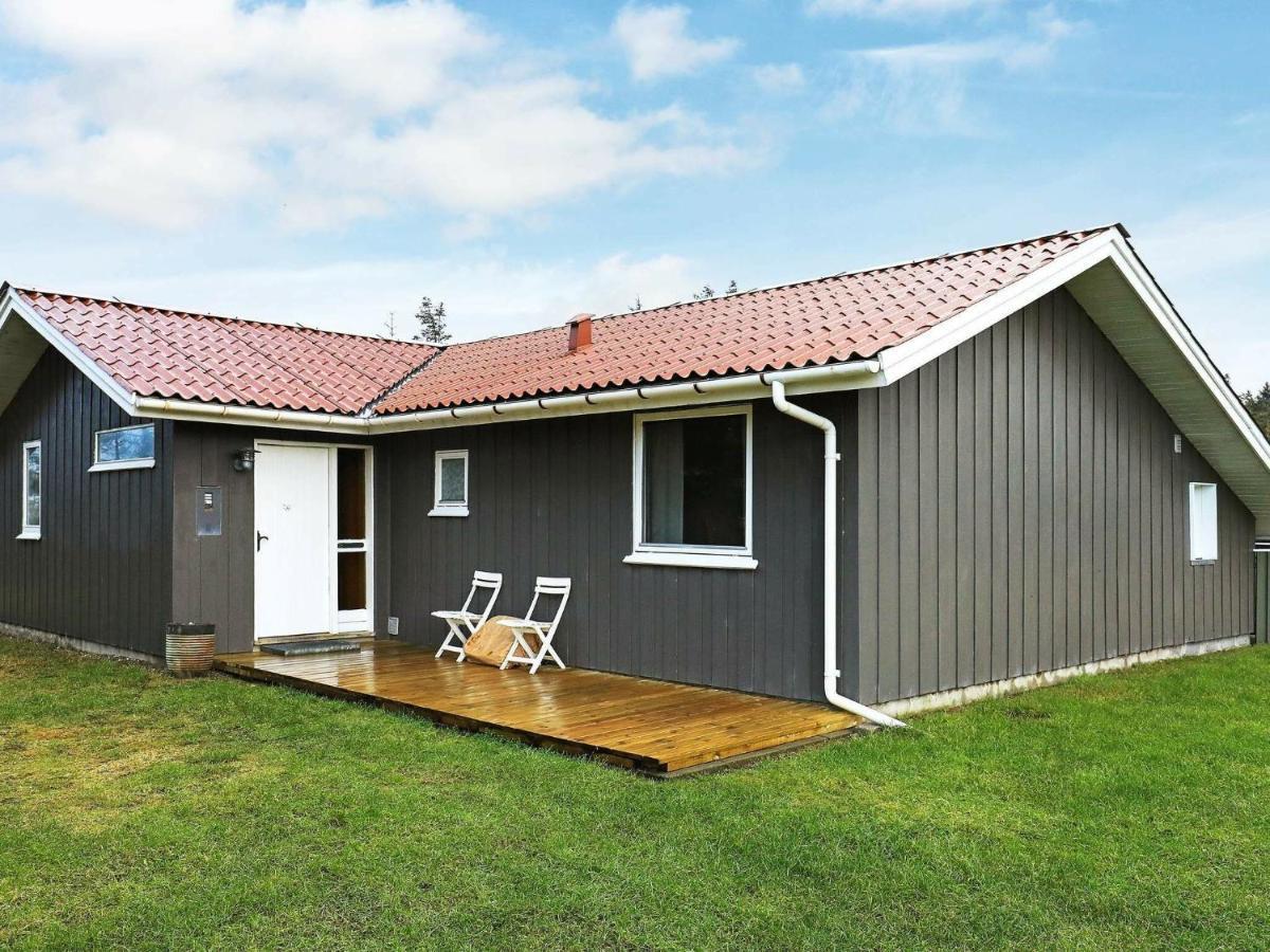 Holiday Home Lokken X Bagian luar foto