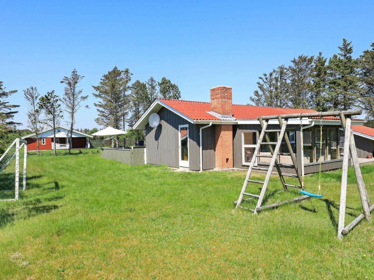 Holiday Home Lokken X Bagian luar foto